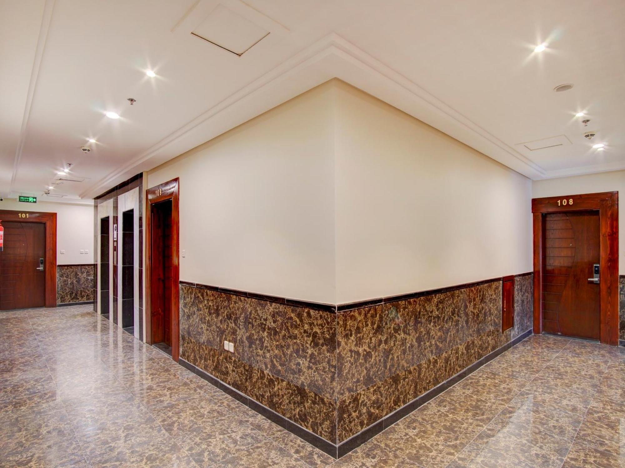 Oyo 582 Al Tamayoz Al Raqi Al Salamah Hotel 3*